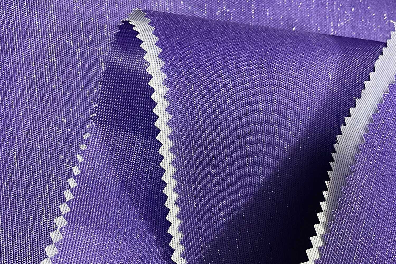 600D lesklá priadza