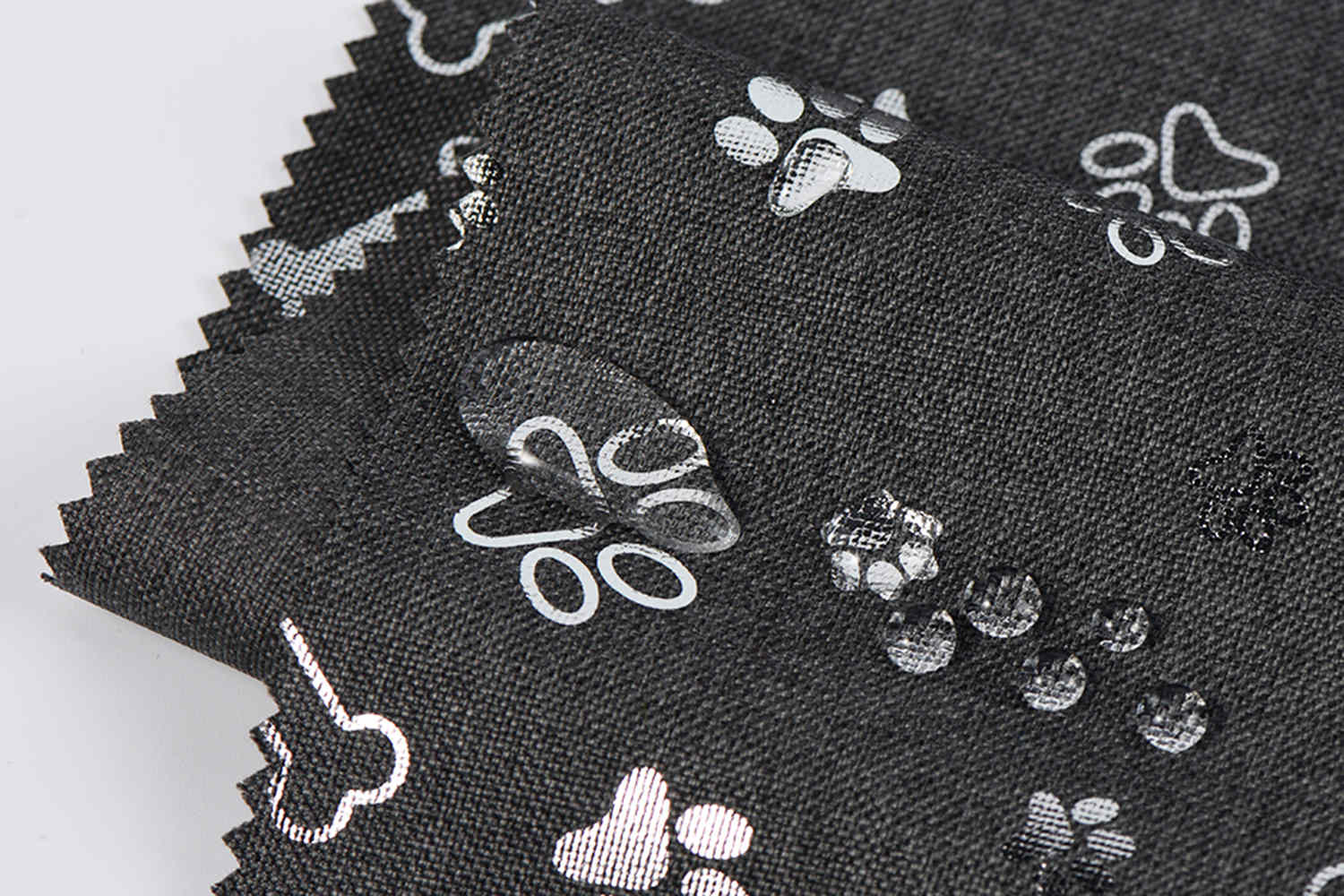 PU potiahnutá 600d 68t katión so striebornou tlačou